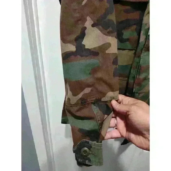 US Military Woodland Camo Cold Weather Top BDU Medium-Reg 8415-01-084-1647 - Picture 8 of 10